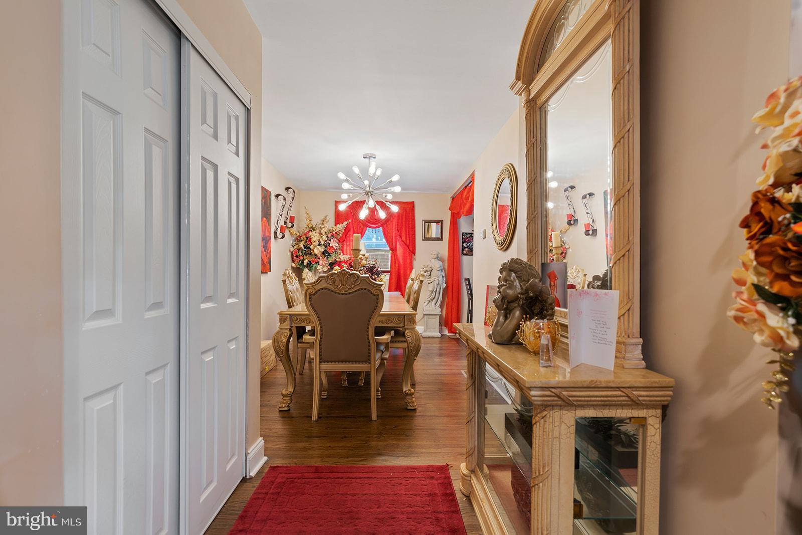 2874 Tolbut Street Philadelphia, PA 19136 - Photo 8 of 32