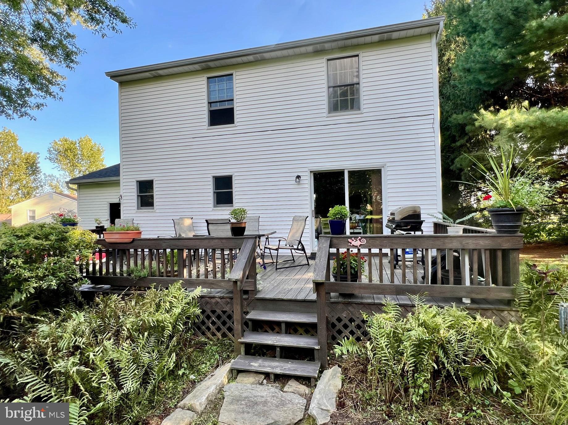 80 Rabbit Run Road Parkesburg, PA 19365 - Photo 5 of 45 Rear Deck