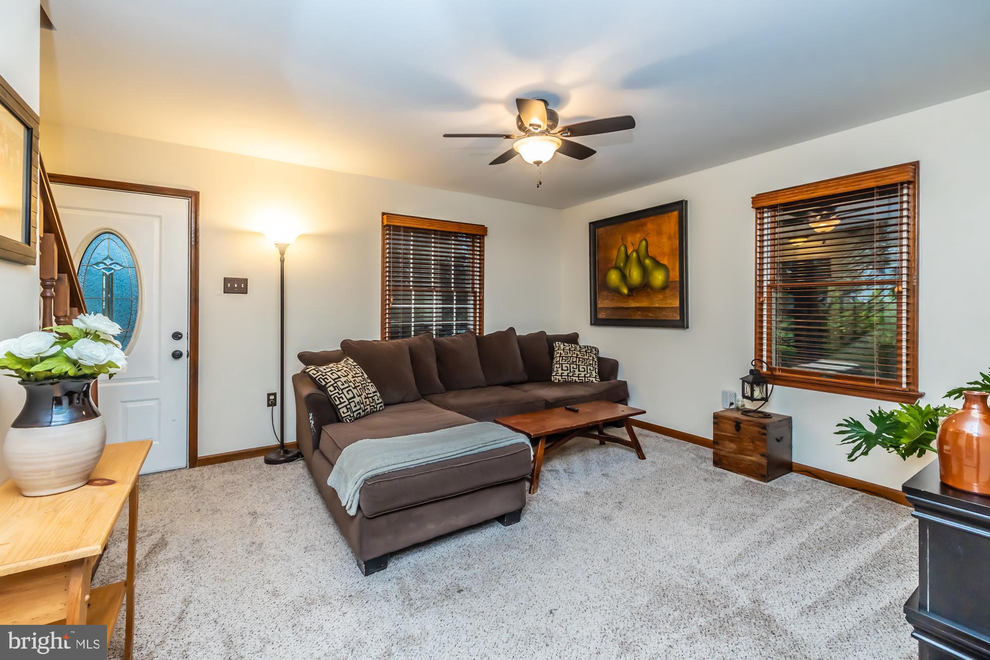 80 Rabbit Run Road Parkesburg, PA 19365 - Photo 8 of 45 Living Room