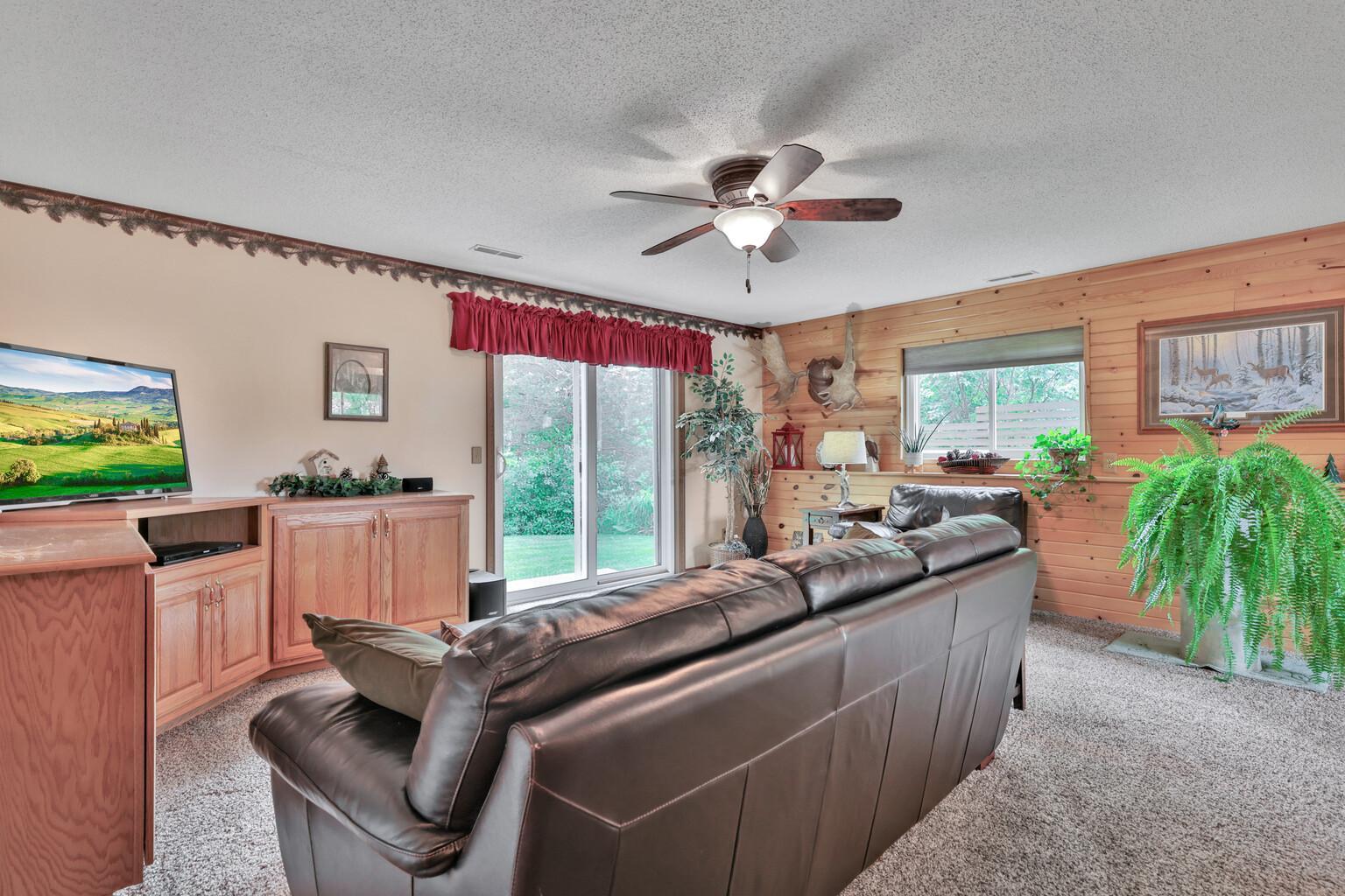 31066 Cedar Ridge Drive Lindstrom, MN 55045 - Photo 19 of 28