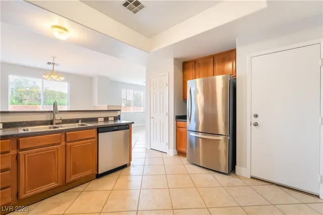 $1,821 | 1242 La Ballena Trail, Henderson, NV 89074