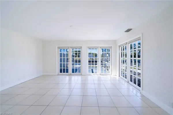 $1,999 | 4916 Viceroy Street, Unit B, Cape Coral, FL 33904