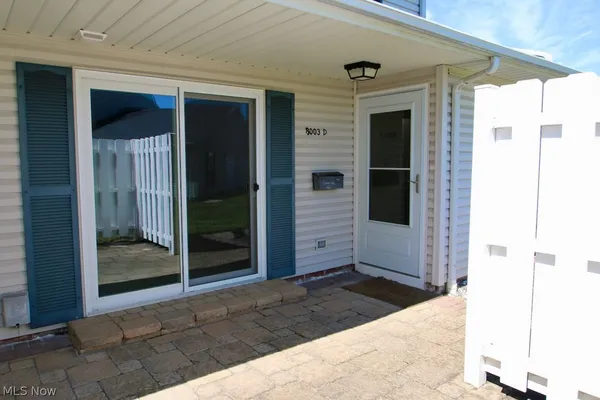 $169,900 | 8003 Carriage, Unit D, Mentor, OH 44060