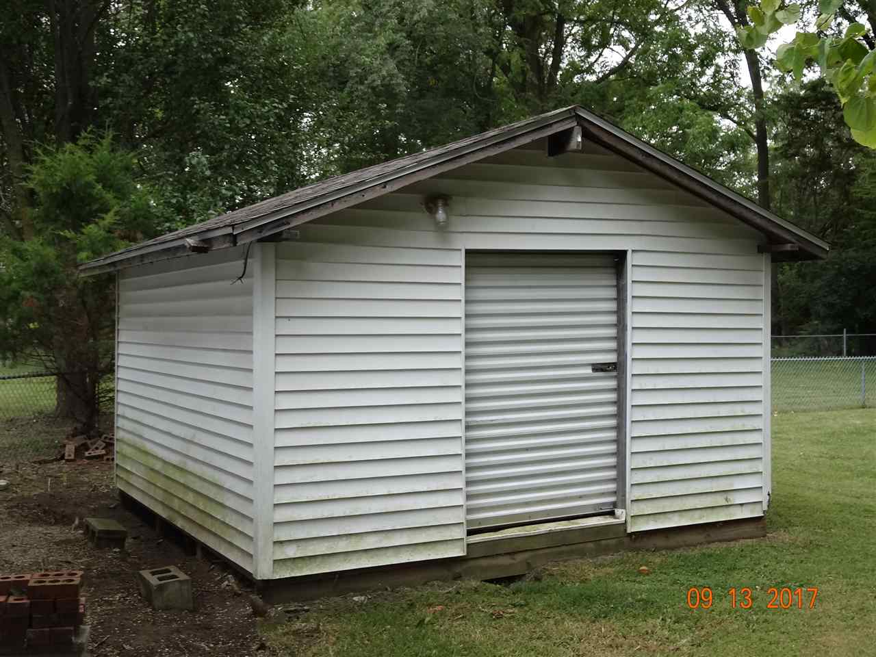 111 North Morrison Road Muncie, IN 47304 - Photo 24 of 26
