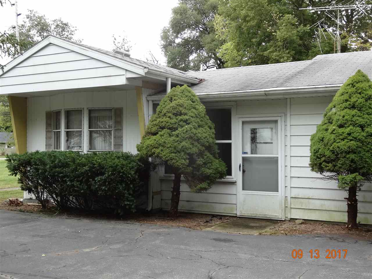 111 North Morrison Road Muncie, IN 47304 - Photo 25 of 26