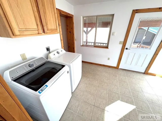 $310,000 | 921 Valley Avenue, Challis, ID 83226