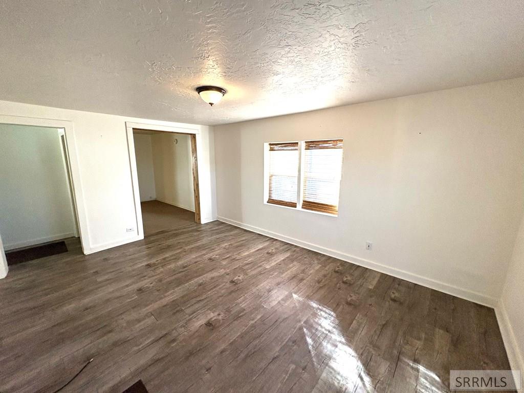 921 Valley Avenue Challis, ID 83226 - Photo 6 of 33