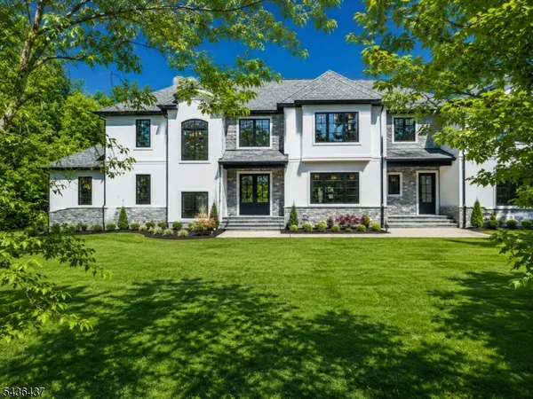 $3,695,000 | 4 Preserve Lane, Bernardsville, NJ 07924