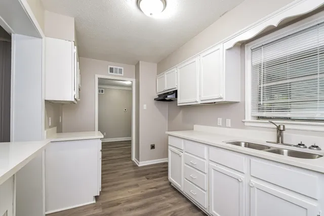 $1,255 | 5041 Davis Cove, Memphis, TN 38116