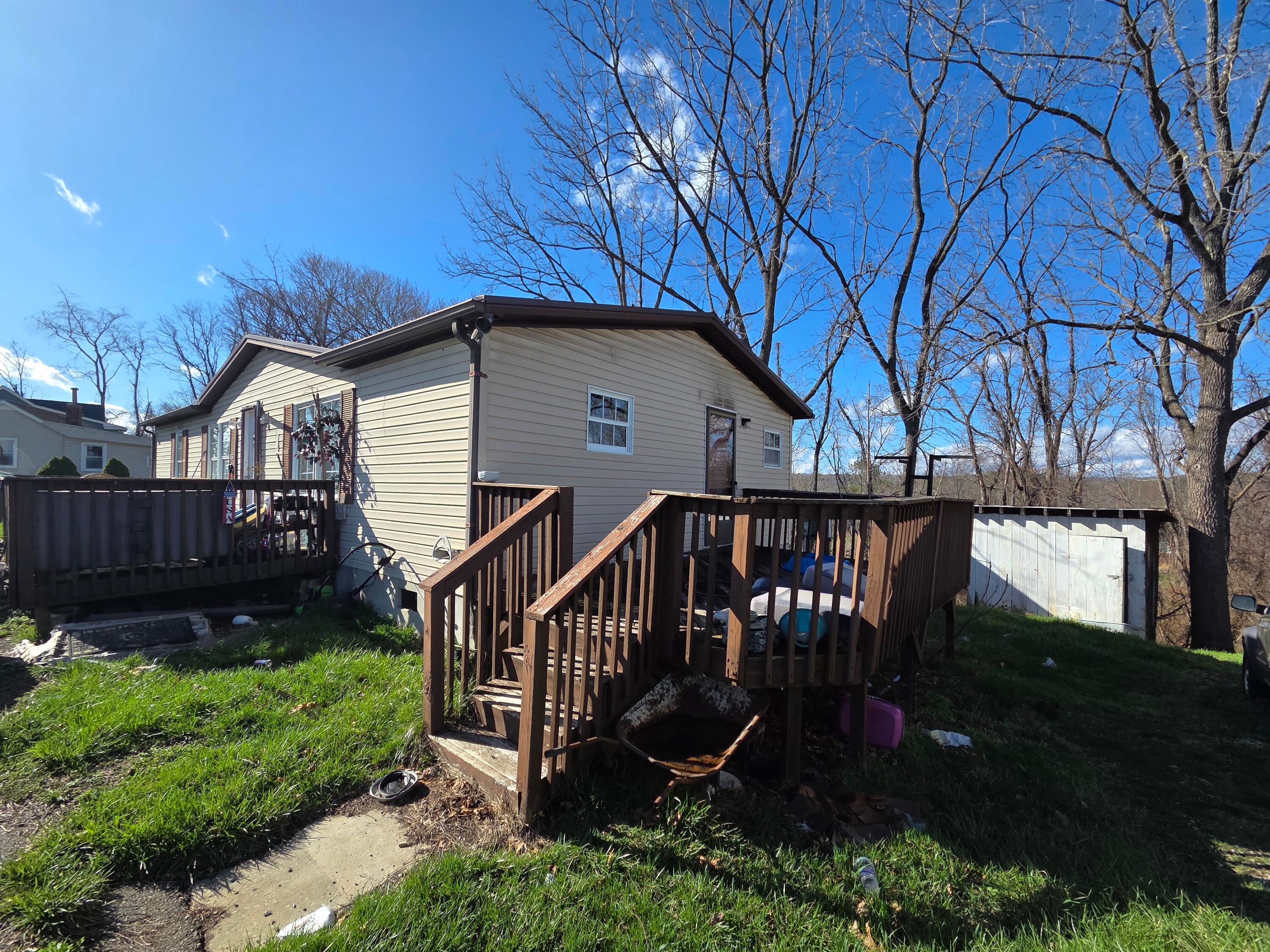 713 Peppers Ferry Road Pulaski, VA 24301 - Photo 4 of 6 20260312_162403