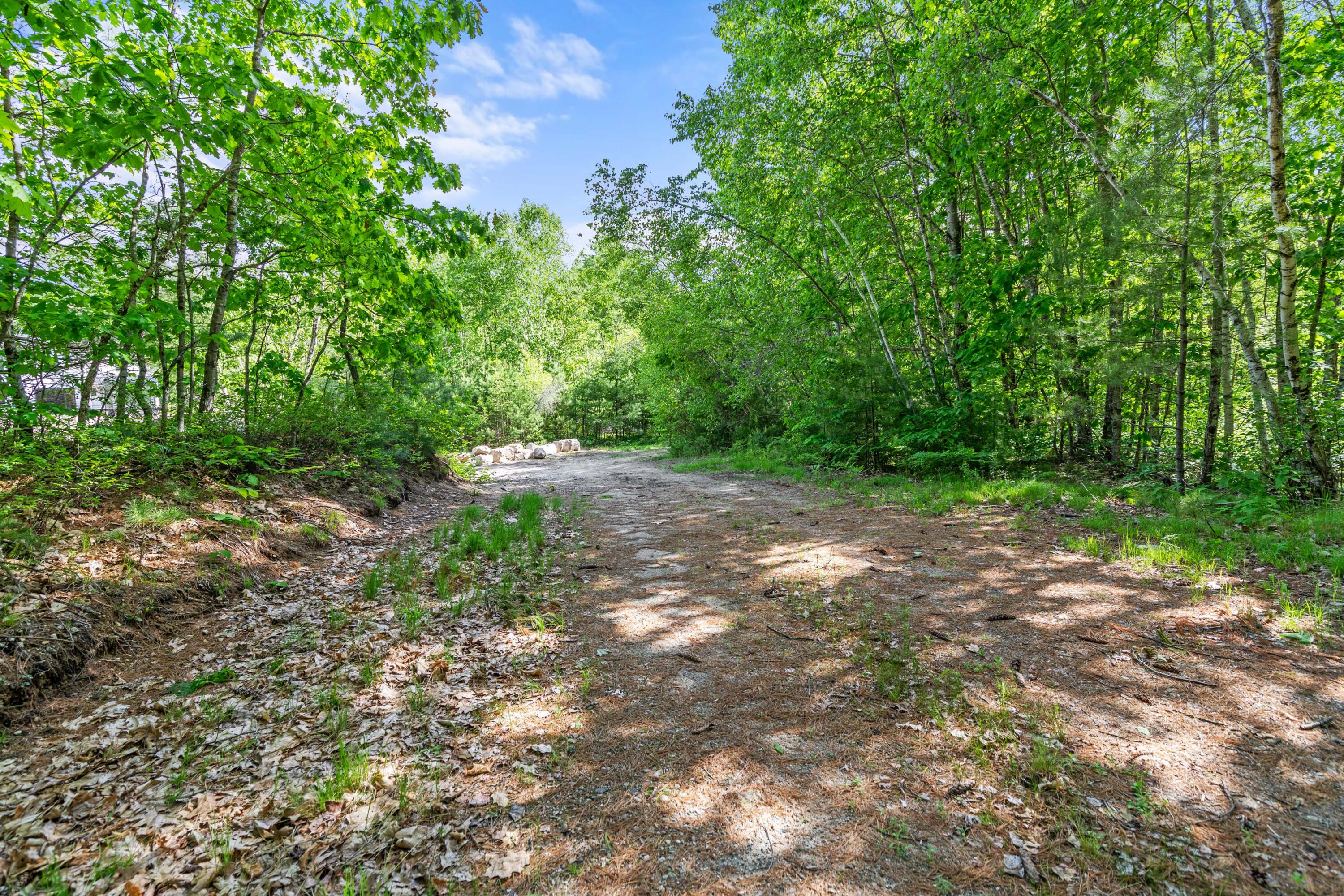 215 State Park Road Naples, ME 04055 - Photo 6 of 15 215 StatePark2