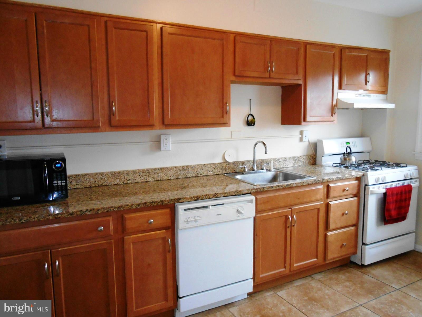1207 Cedarcroft Road Baltimore, MD 21239 - Photo 5 of 13 Kitchen