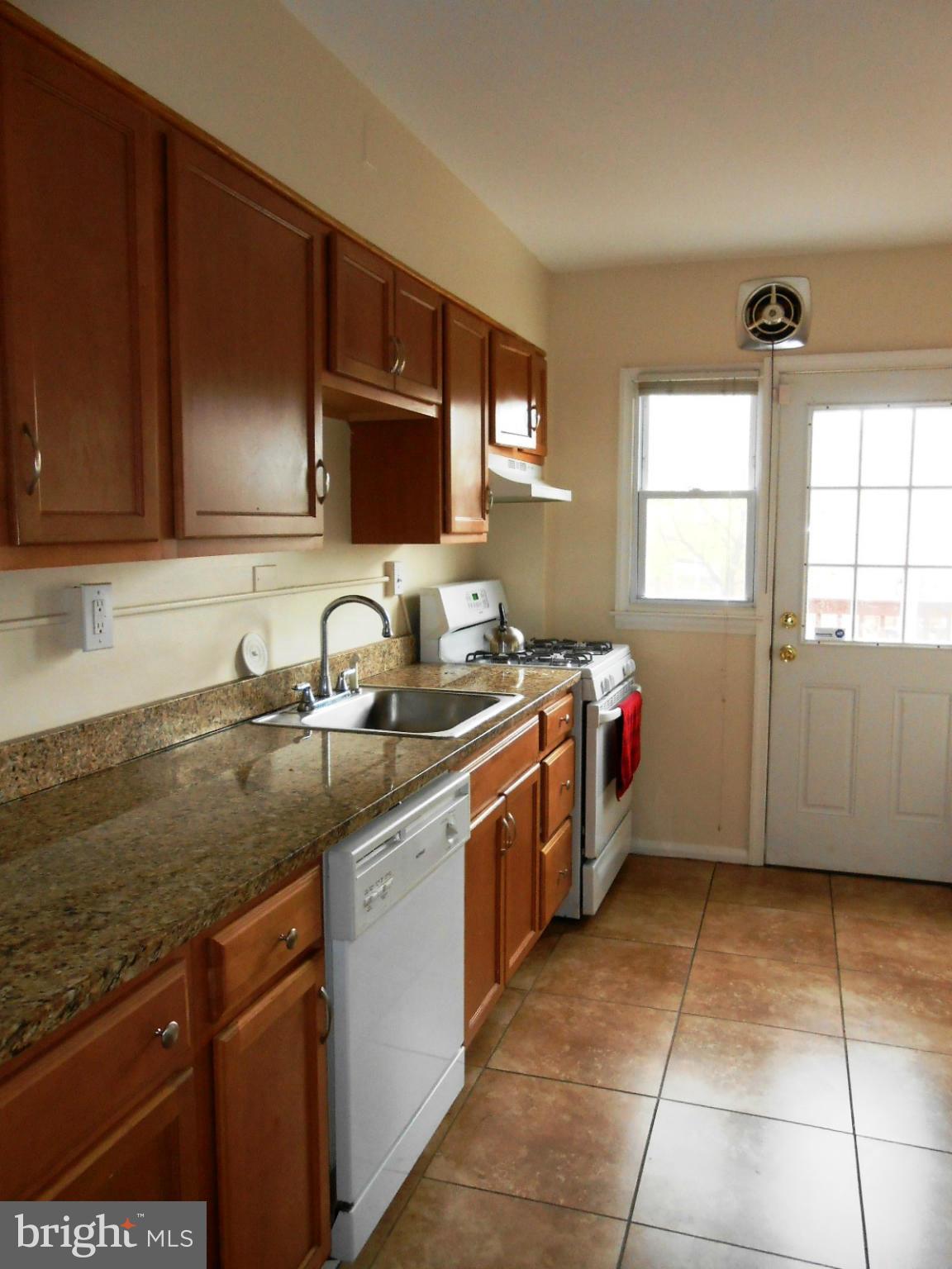 1207 Cedarcroft Road Baltimore, MD 21239 - Photo 6 of 13 Kitchen