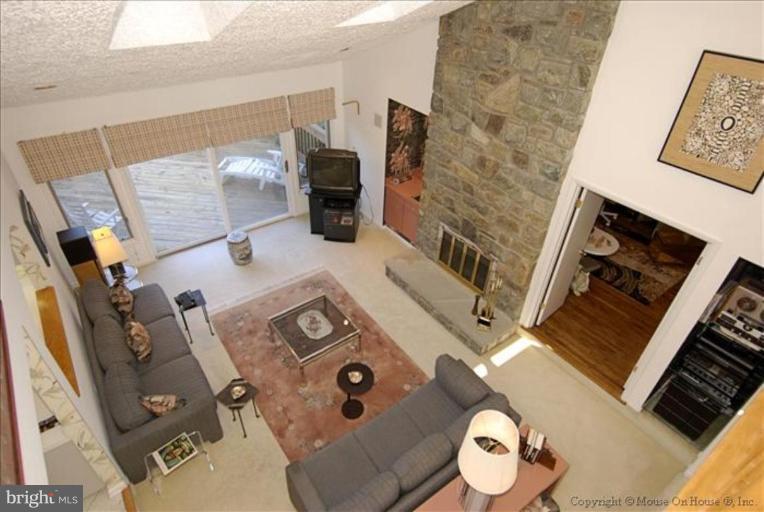 17024 Barn Ridge Drive Silver Spring, MD 20906 - Photo 11 of 23 Family Room #2