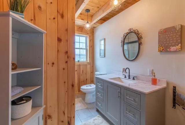 $499,000 | 656 Leo's Lane, Norton, VT 05907