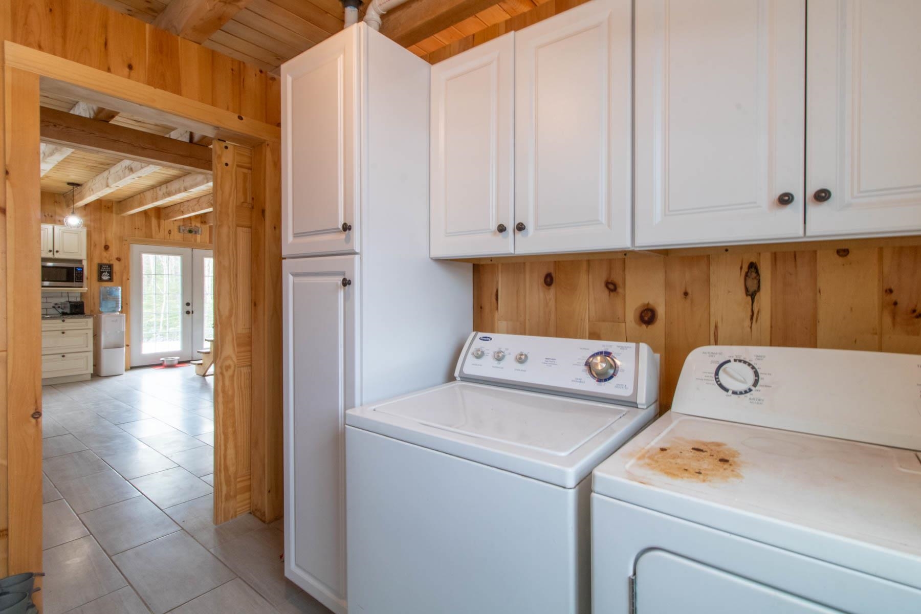 656 Leo's Lane Norton, VT 05907 - Photo 16 of 41