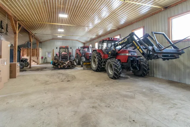 $499,000 | 656 Leo's Lane, Norton, VT 05907