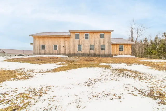 $499,000 | 656 Leo's Lane, Norton, VT 05907