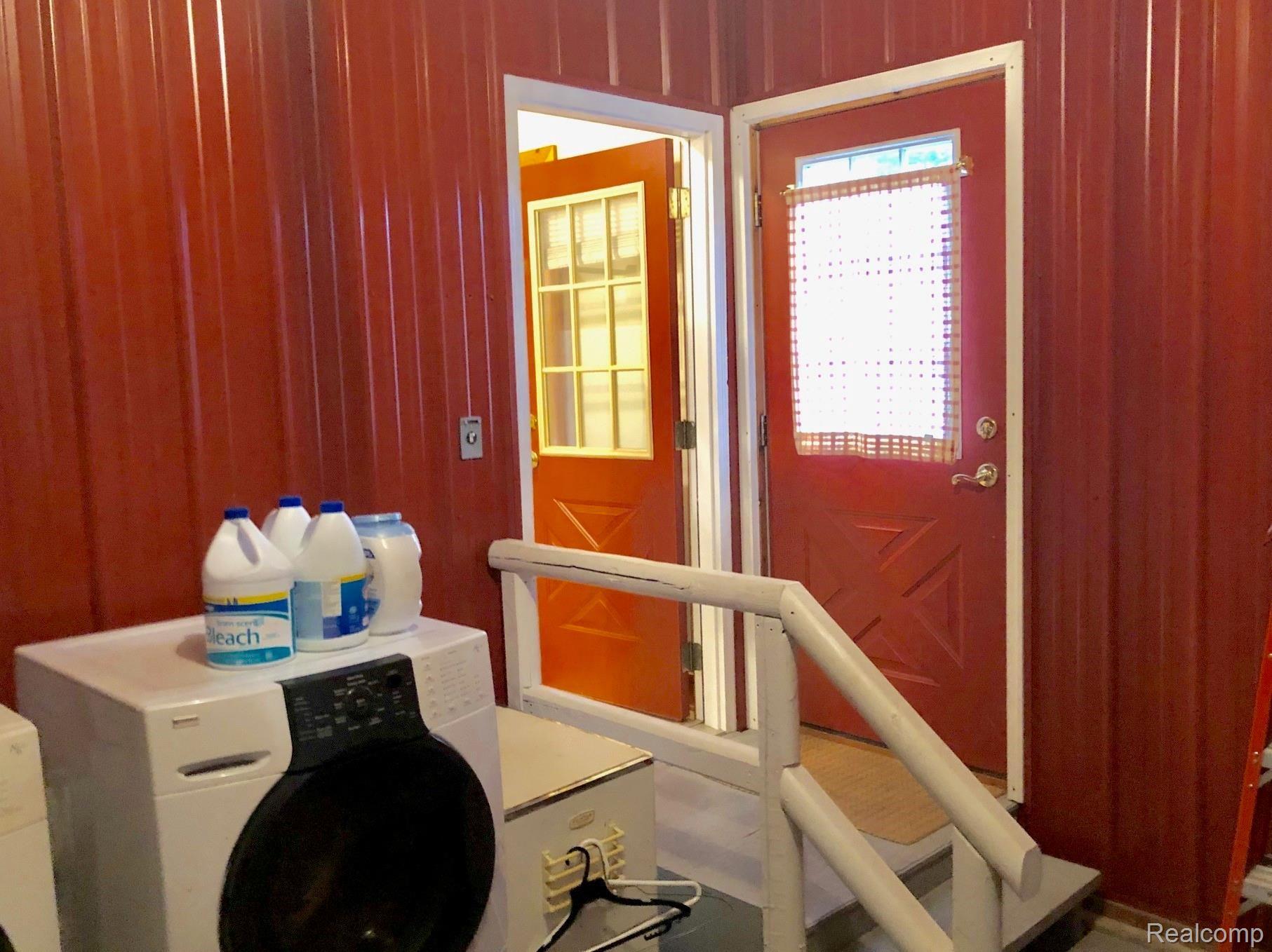 4590 Barber Road Metamora, MI 48455 - Photo 83 of 98 IMG_4245.jpg