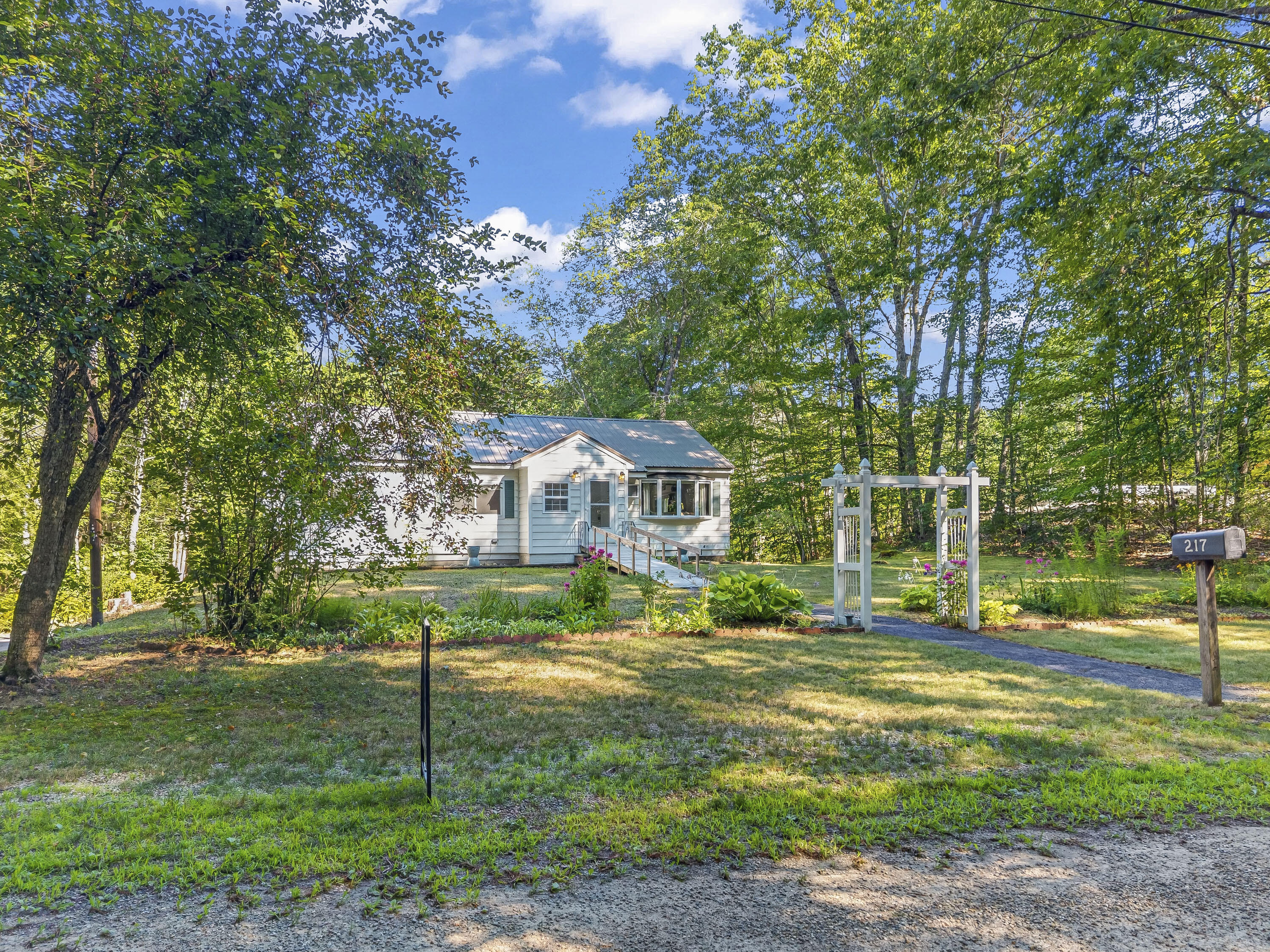 217 Heath Road Wakefield, NH 03872 - Photo 6 of 65 EXT FRNT ROAD VIEW