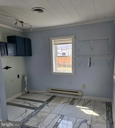 $2,300 | 184 Cochran Street, Cochranville, PA 19330