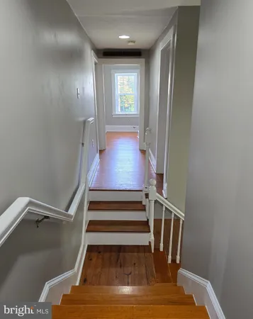 $2,300 | 184 Cochran Street, Cochranville, PA 19330