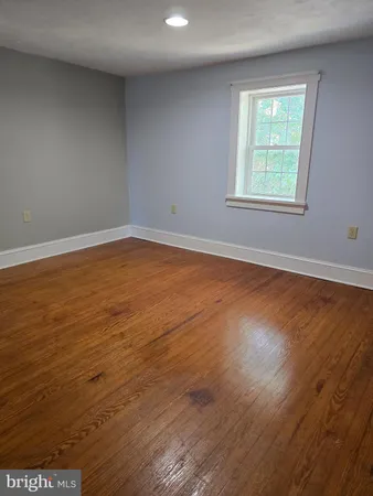 $2,300 | 184 Cochran Street, Cochranville, PA 19330