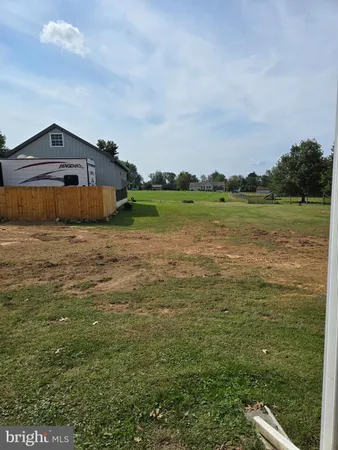 $2,300 | 184 Cochran Street, Cochranville, PA 19330