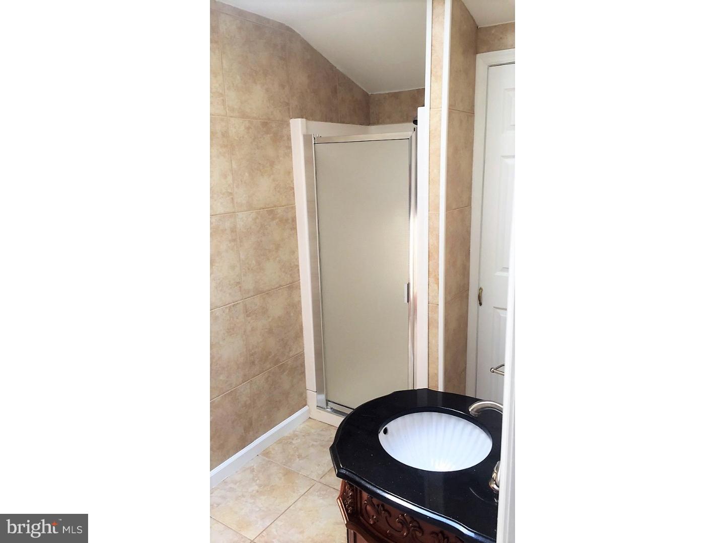 2835 Norcom Road Philadelphia, PA 19154 - Photo 8 of 10 Bathroom