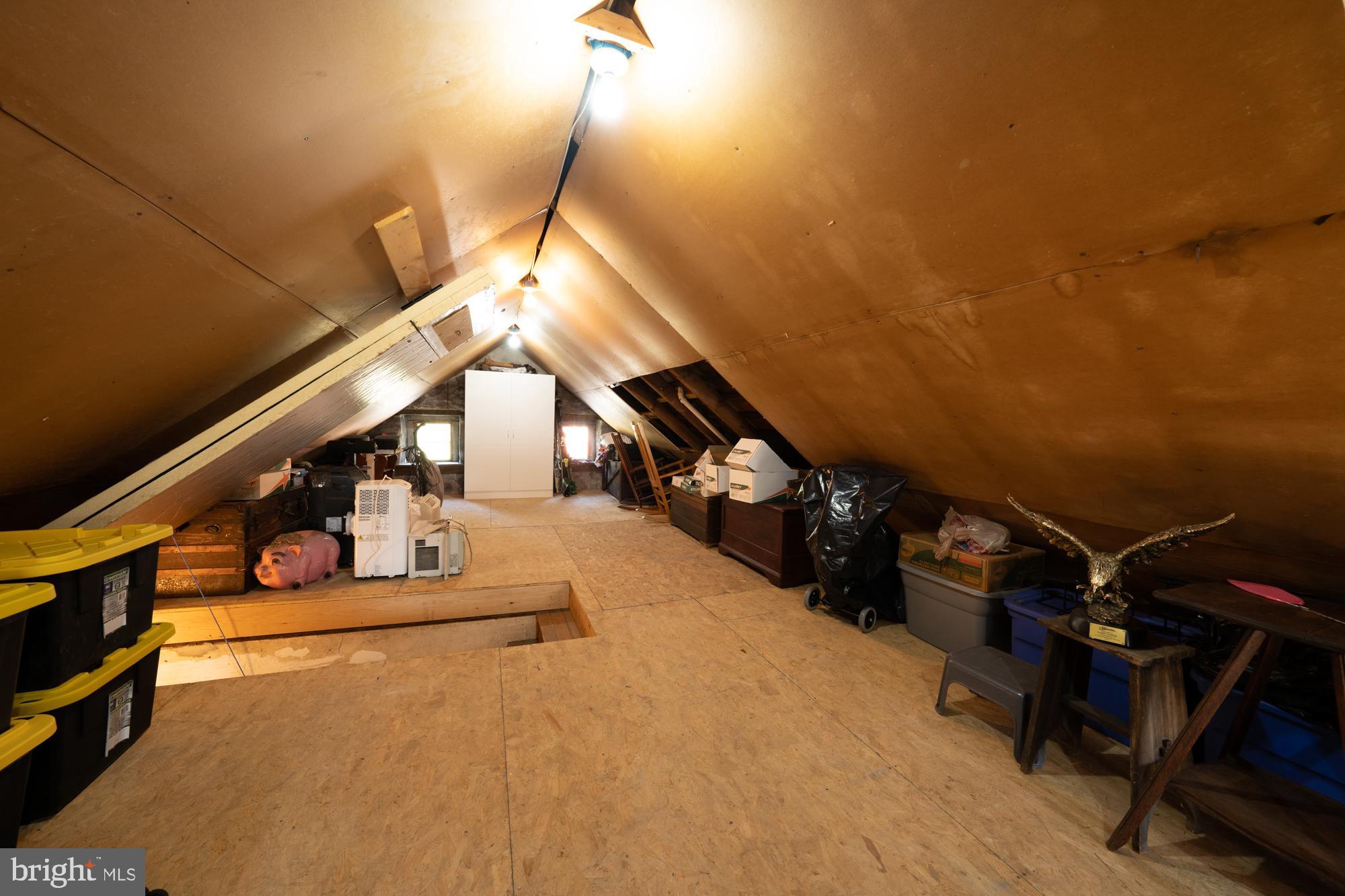 2 Hill Road Boyertown, PA 19512 - Photo 21 of 42 Main House