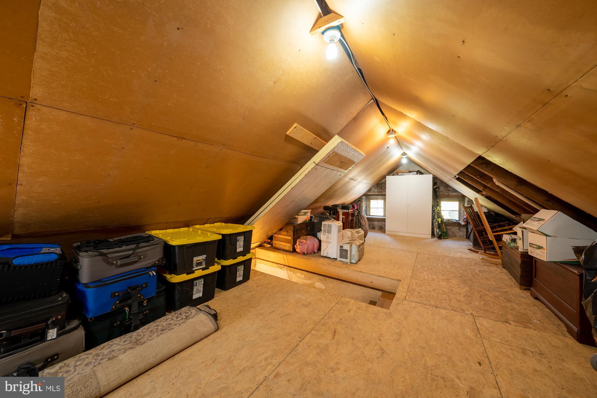 2 Hill Road Boyertown, PA 19512 - Photo 22 of 42 Main House