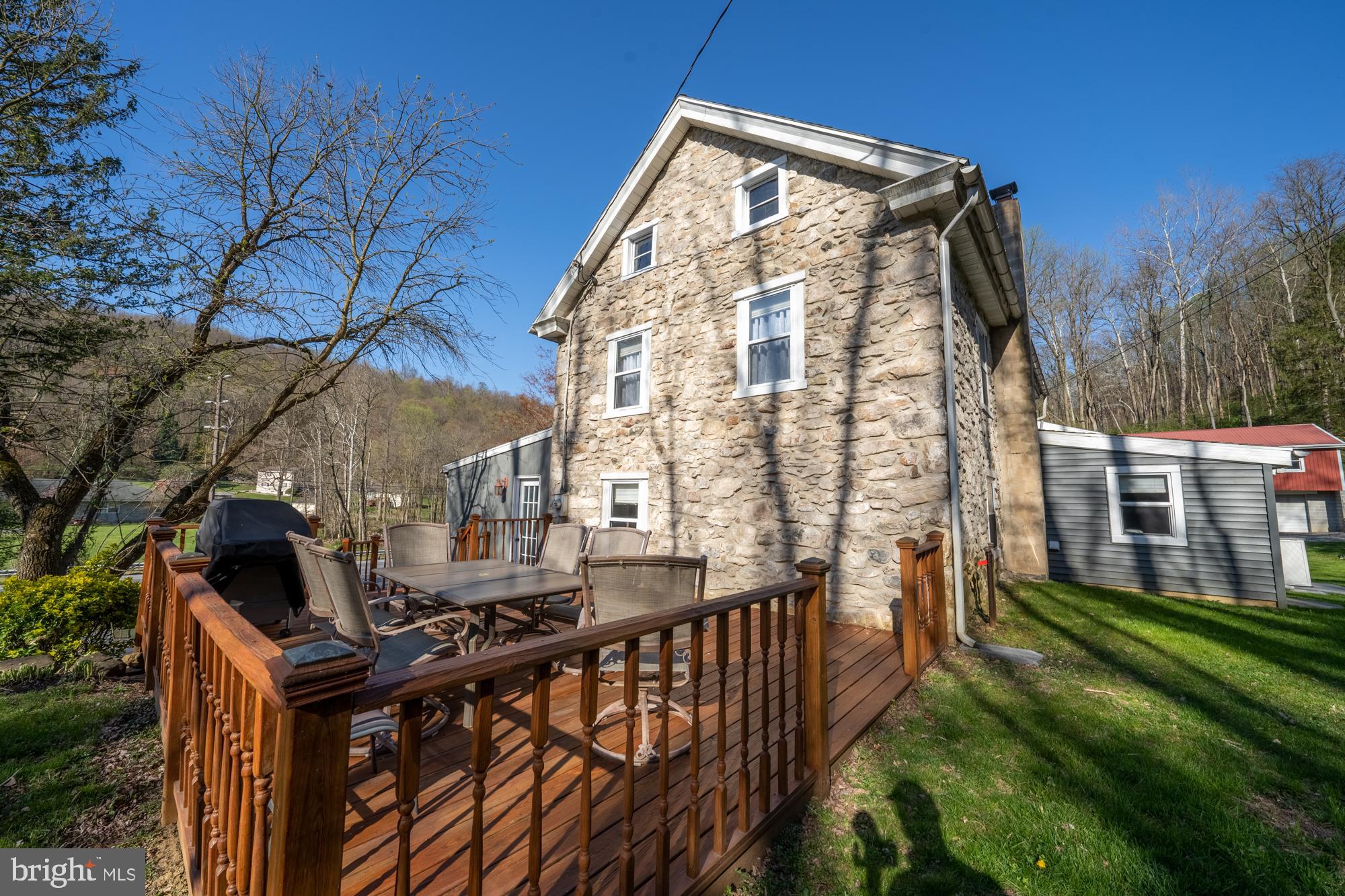 2 Hill Road Boyertown, PA 19512 - Photo 3 of 42 Main House