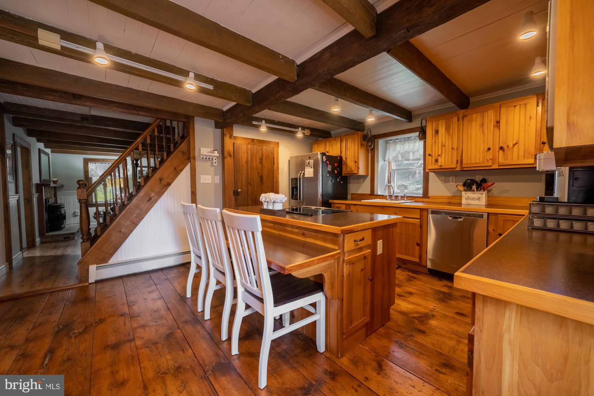 2 Hill Road Boyertown, PA 19512 - Photo 9 of 42 Main House