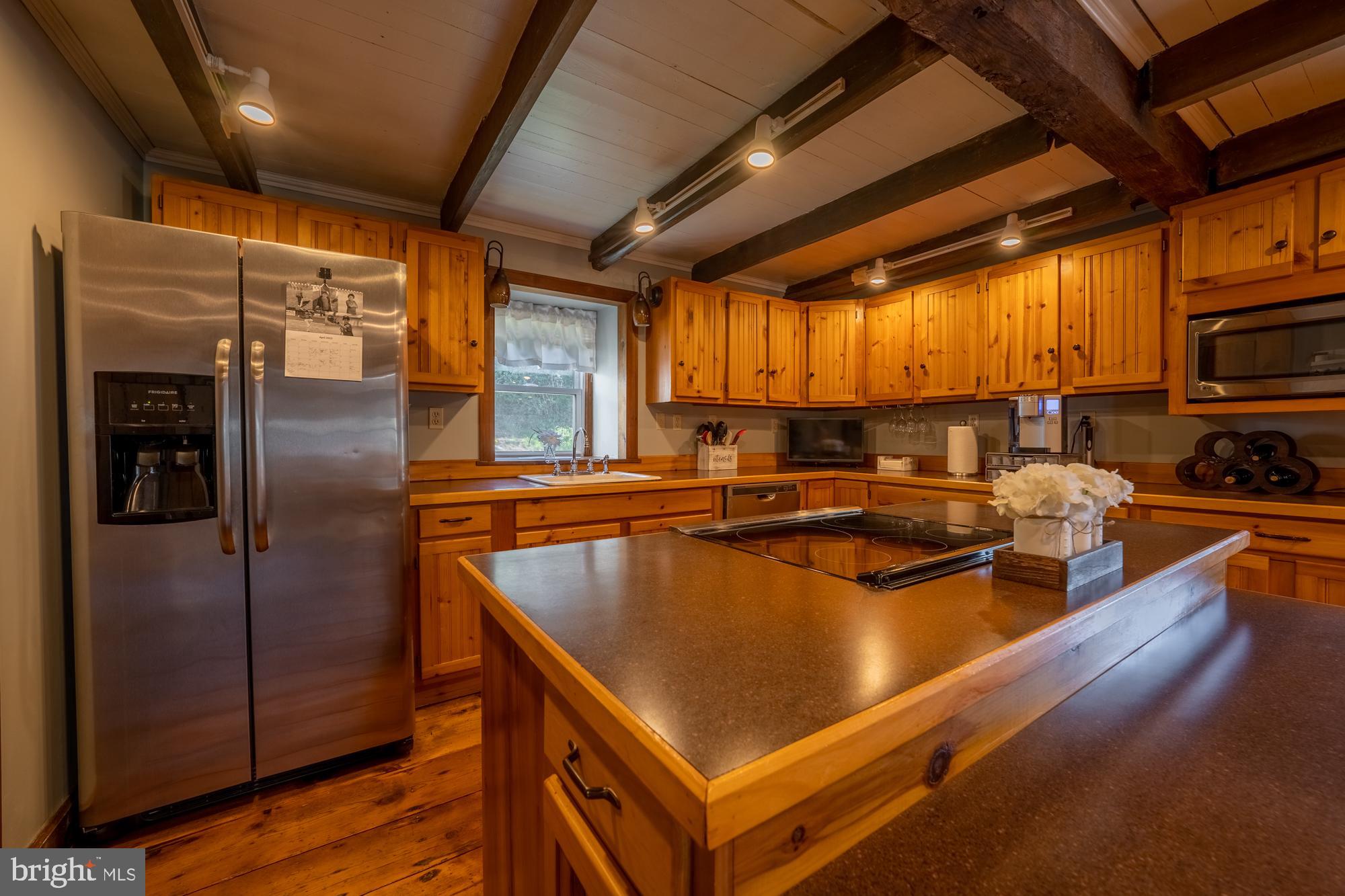 2 Hill Road Boyertown, PA 19512 - Photo 10 of 42 Main House