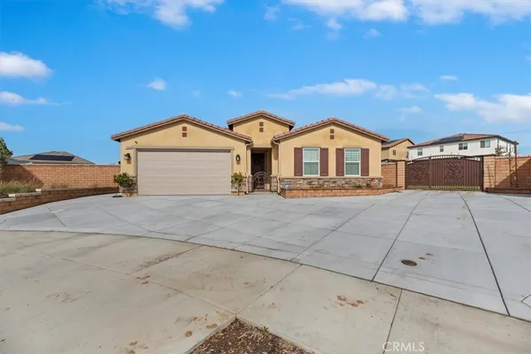 $3,050 | 25858 Oak Spgs Court, Homeland, CA 92548