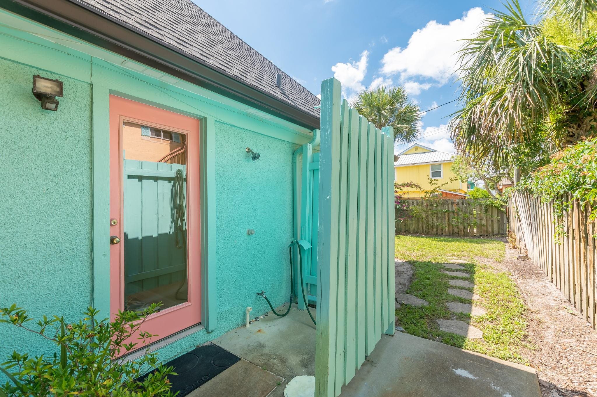 11 C Street St. Augustine, FL 32080 - Photo 31 of 40 a view of a bathroom