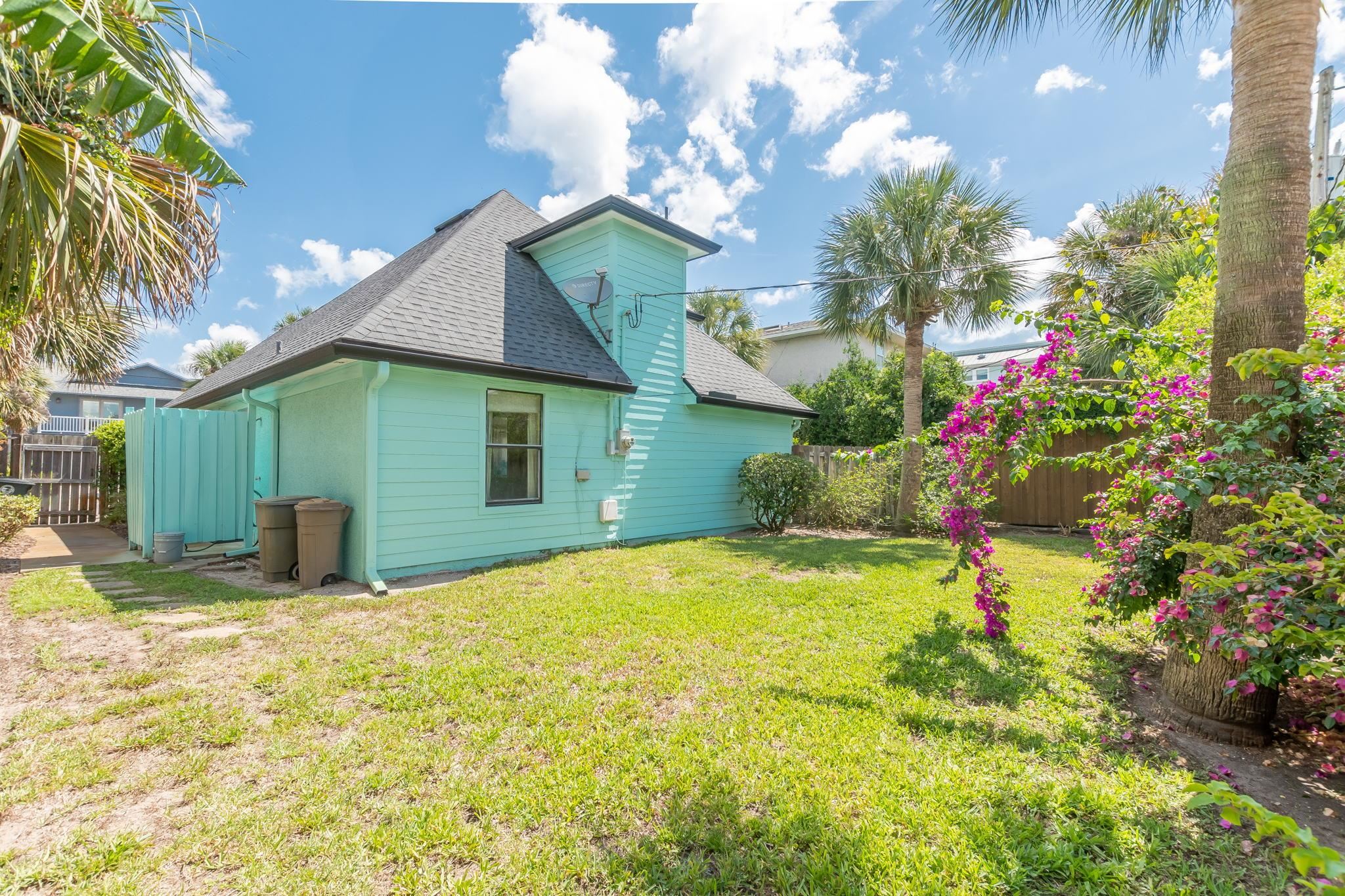 11 C Street St. Augustine, FL 32080 - Photo 34 of 40 a view of a house with a backyard
