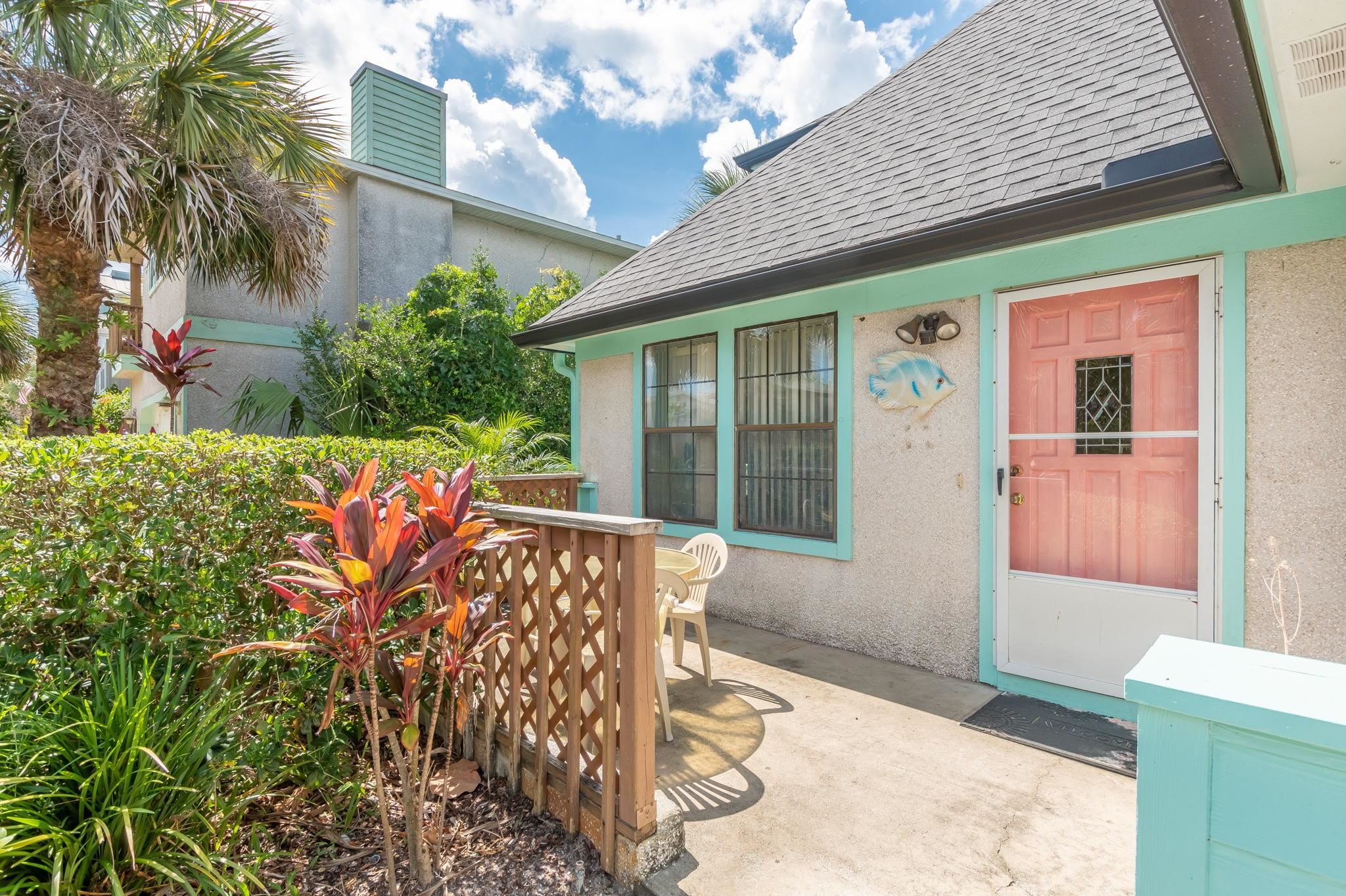 11 C Street St. Augustine, FL 32080 - Photo 4 of 40 a view of a house with a yard