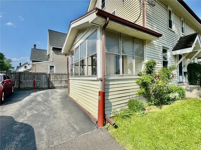 $1,850 | 235 East Elm Street, East Rochester, NY 14445