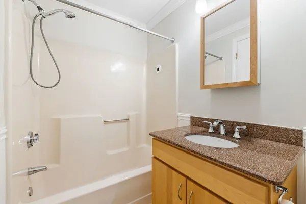 $2,750 | 15 Bower Road, Unit F11, Quincy, MA 02169