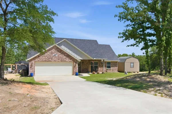 $370,000 | 112 Monarch Lane, Poolville, TX 76487