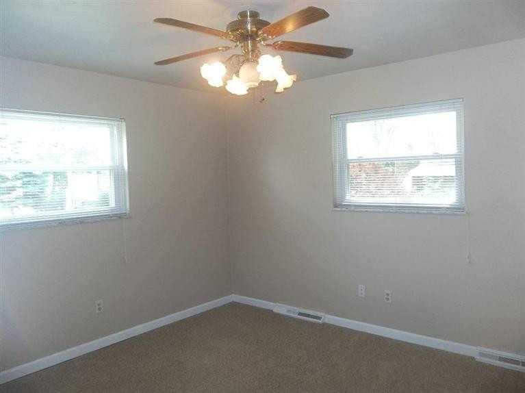 6115 Ripple Creek Road Newport, KY 41076 - Photo 8 of 17 Gallery Image 8