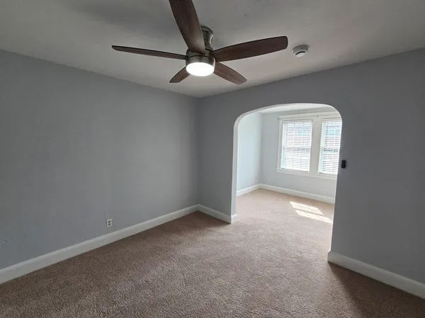 $2,400 | 288 Pleasant Street, Unit 7, Stoughton, MA 02072