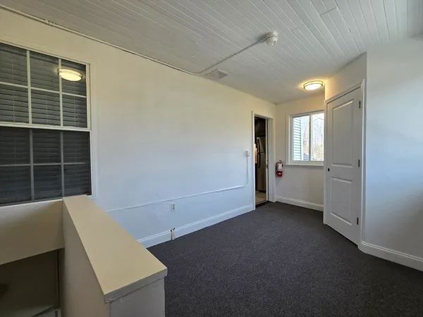 $2,400 | 288 Pleasant Street, Unit 7, Stoughton, MA 02072
