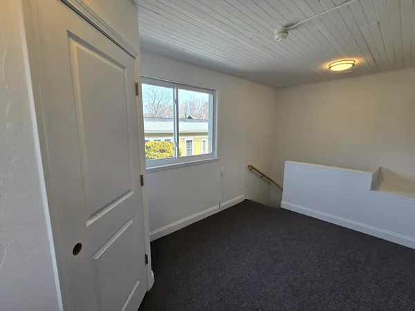 $2,400 | 288 Pleasant Street, Unit 7, Stoughton, MA 02072