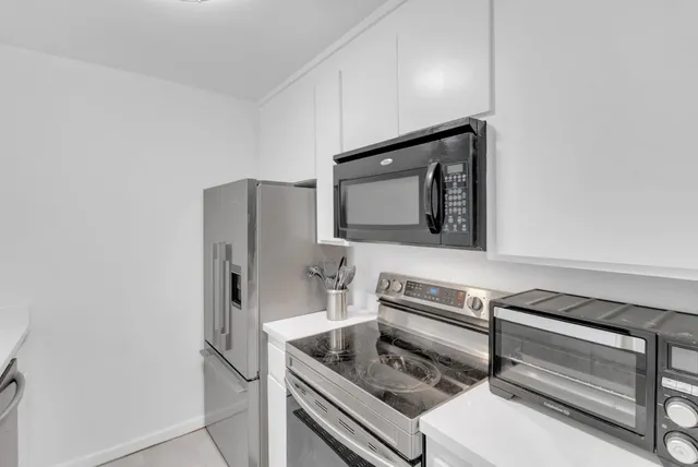 $470,000 | 5202 Shelter Creek Lane, San Bruno, CA 94066