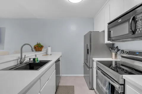 $485,000 | 5202 Shelter Creek Lane, San Bruno, CA 94066