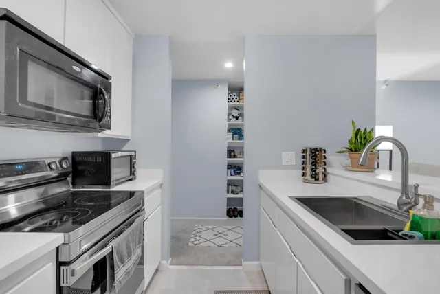 $500,000 | 5202 Shelter Creek Lane, San Bruno, CA 94066