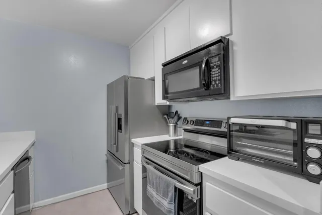 $500,000 | 5202 Shelter Creek Lane, San Bruno, CA 94066