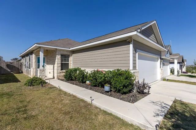 $1,650 | 241 El Dorado Road, Jarrell, TX 76537